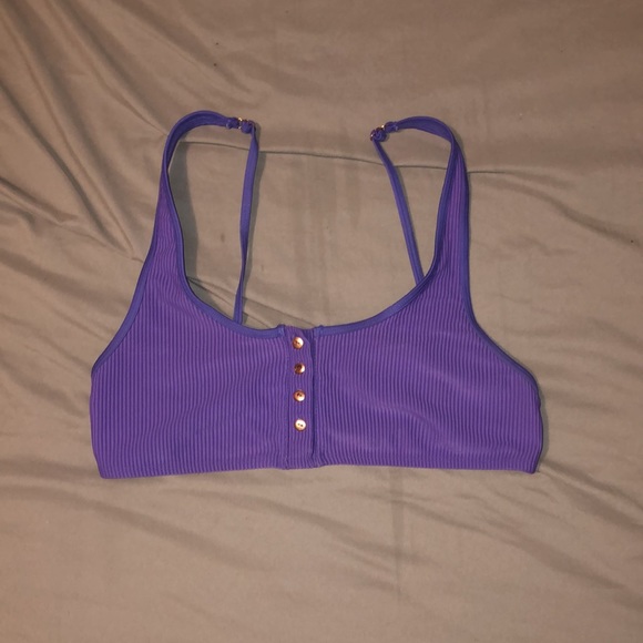 purple bikini - Picture 3 of 4